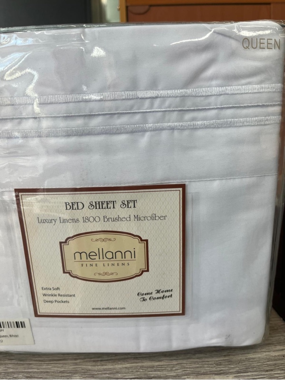 Mellanni Queen Bed Sheet Set - White Microfiber